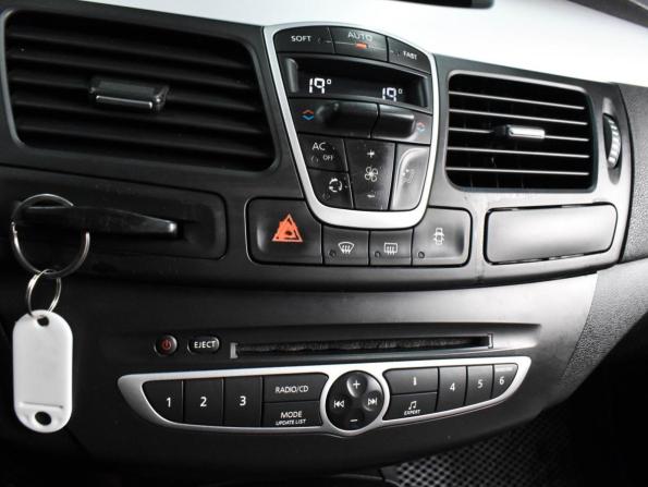 Renault Laguna III с пробегом 2008 года, цена 399 030 рублей, 307056 км, лифтбек, Автокод Объявления