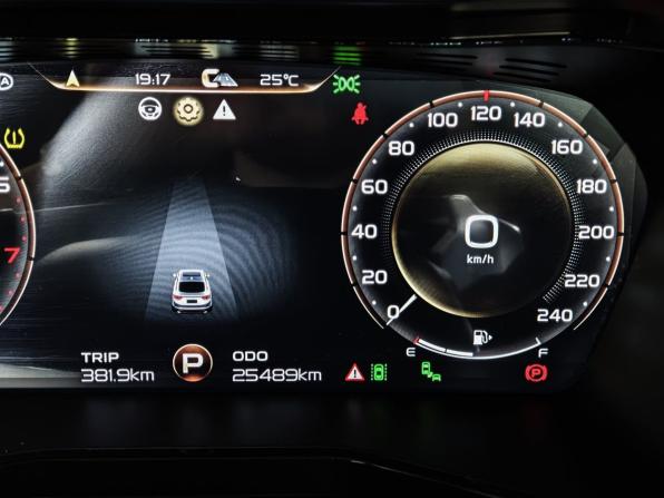 Geely Tugella I Рестайлинг с пробегом 2023 года, цена 2 895 000 рублей, 25487 км, внедорожник, Автокод Объявления