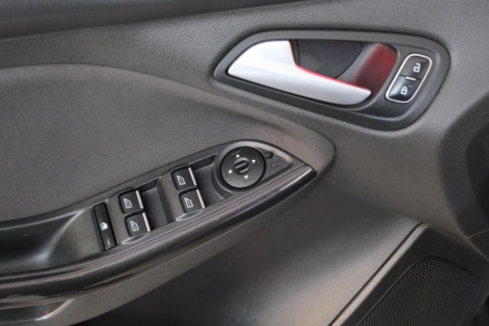 Ford Focus III Рестайлинг Омск  - изображение 9