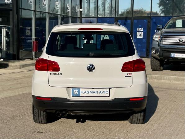 Volkswagen Tiguan I Рестайлинг с пробегом 2012 года, цена 1 190 000 рублей, 208718 км, внедорожник, Автокод Объявления