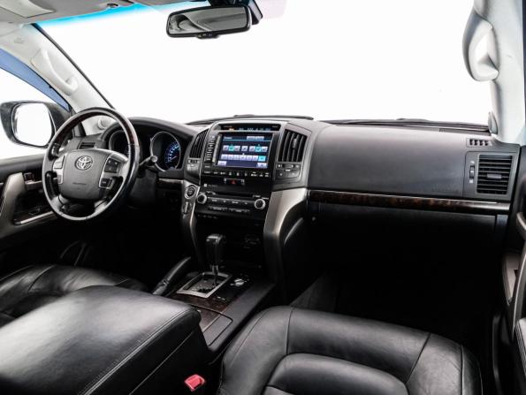Toyota Land Cruiser 200 Series с пробегом 2011 года, цена 2 575 000 рублей, 254079 км, внедорожник, Автокод Объявления