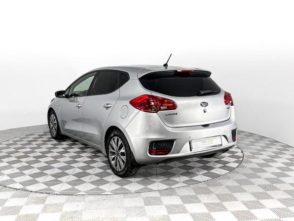 Kia Ceed II Рестайлинг с пробегом 2016 года, цена 966 300 рублей, 219527 км, хэтчбек, Автокод Объявления