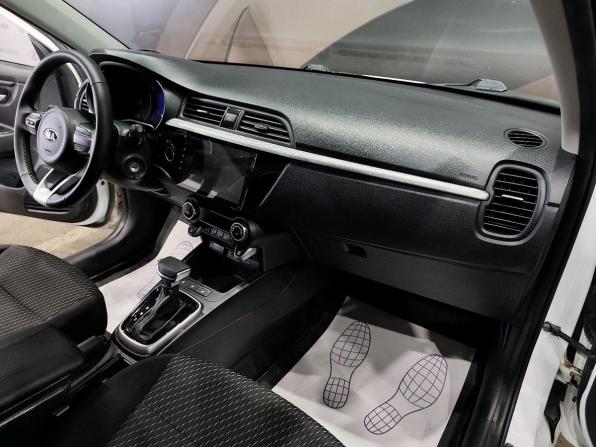 Kia Rio IV с пробегом 2018 года, цена 1 260 000 рублей, 124100 км, седан, Автокод Объявления