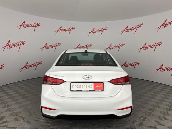 Hyundai Solaris II с пробегом 2017 года, цена 1 160 000 рублей, 147431 км, седан, Автокод Объявления