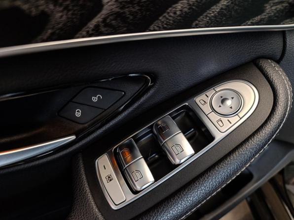 Mercedes-Benz C-Класс IV (W205) Рестайлинг с пробегом 2020 года, цена 3 200 000 рублей, 62663 км, седан, Автокод Объявления