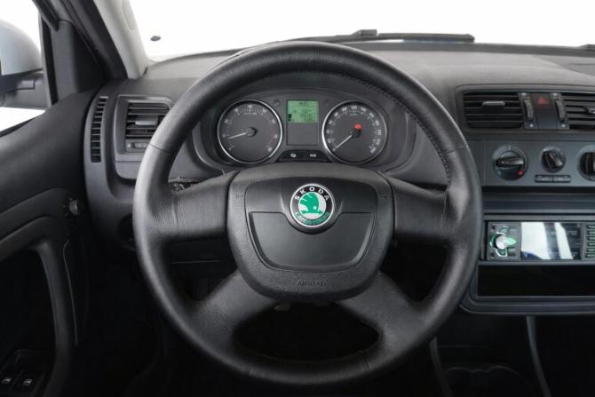 Skoda Fabia II Рестайлинг с пробегом 2012 года, цена 650 000 рублей, 199435 км, хэтчбек, Автокод Объявления