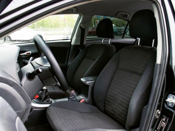Toyota Corolla X (E140 E150) Рестайлинг с пробегом 2010 года, цена 935 000 рублей, 293105 км, седан, Автокод Объявления