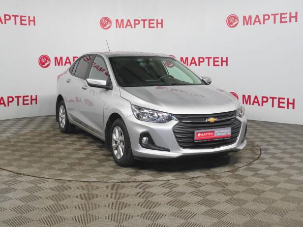 Chevrolet Onix II с пробегом 2023 года, цена 1 579 000 рублей, 26029 км, седан, Автокод Объявления