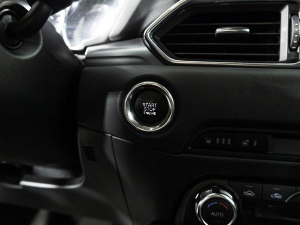 Mazda CX-5 II с пробегом 2017 года, цена 2 199 700 рублей, 116750 км, внедорожник, Автокод Объявления