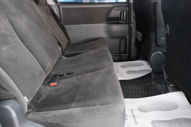 Toyota Voxy II (R70) с пробегом 2008 года, цена 1 169 000 рублей, 430000 км, минивэн, Автокод Объявления