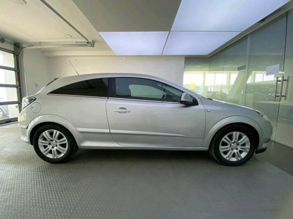 Opel Astra H Рестайлинг с пробегом 2010 года, цена 665 000 рублей, 223310 км, хэтчбек, Автокод Объявления