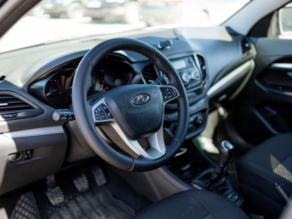 Lada (ВАЗ) Vesta I с пробегом 2019 года, цена 999 000 рублей, 93242 км, универсал, Автокод Объявления