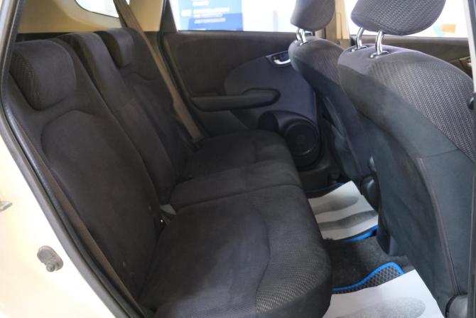 Honda Fit II с пробегом 2010 года, цена 799 000 рублей, 270000 км, хэтчбек, Автокод Объявления