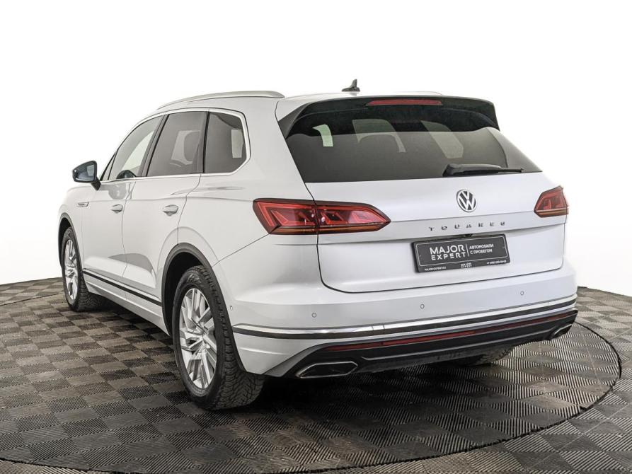 Volkswagen Touareg III Москва  - изображение 7