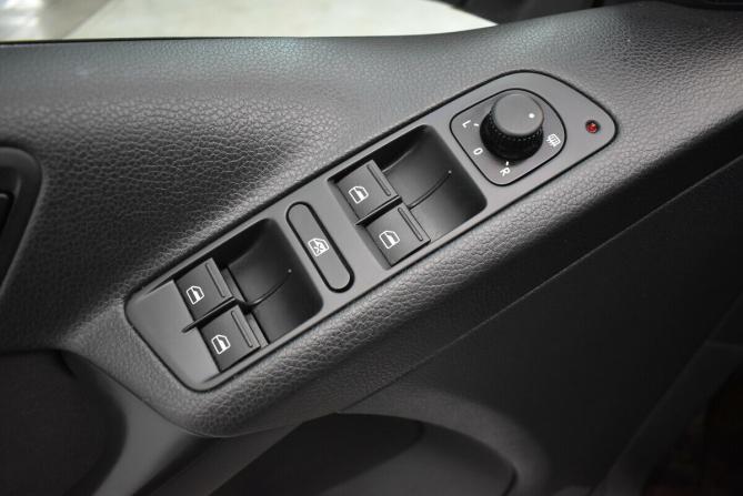 Volkswagen Tiguan I Рестайлинг с пробегом 2014 года, цена 1 650 000 рублей, 78856 км, внедорожник, Автокод Объявления
