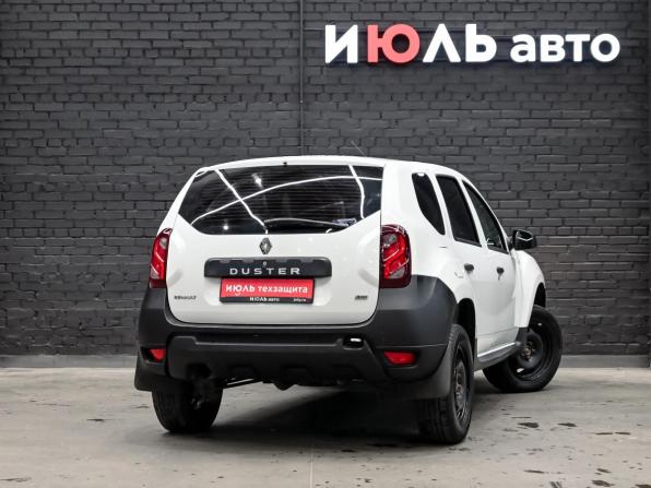 Renault Duster I Рестайлинг с пробегом 2018 года, цена 975 000 рублей, 322576 км, внедорожник, Автокод Объявления