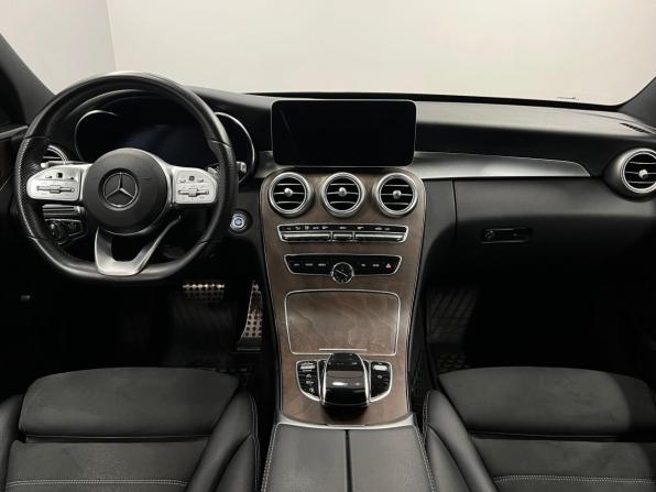 Mercedes-Benz C-Класс IV (W205) Рестайлинг с пробегом 2018 года, цена 2 849 000 рублей, 90991 км, седан, Автокод Объявления