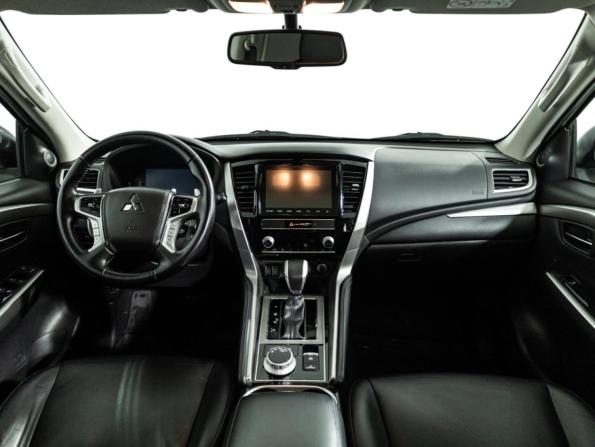 Mitsubishi Montero Sport III Рестайлинг с пробегом 2022 года, цена 4 119 585 рублей, 134084 км, внедорожник, Автокод Объявления