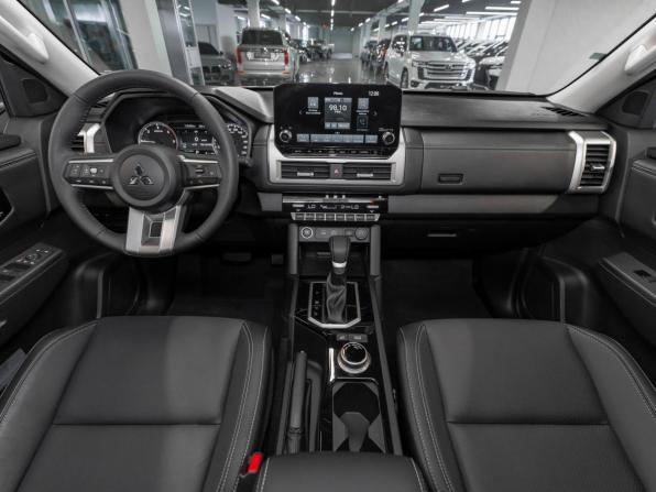 Mitsubishi L200 VI с пробегом 2025 года, цена 5 250 000 рублей, 50 км, пикап, Автокод Объявления