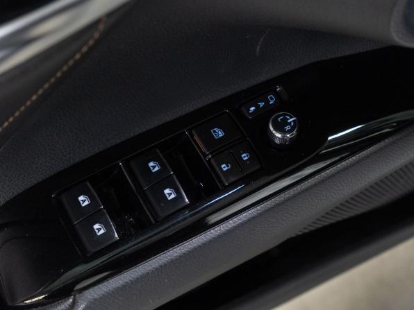 Toyota Camry VIII (XV70) с пробегом 2019 года, цена 2 699 000 рублей, 177126 км, седан, Автокод Объявления