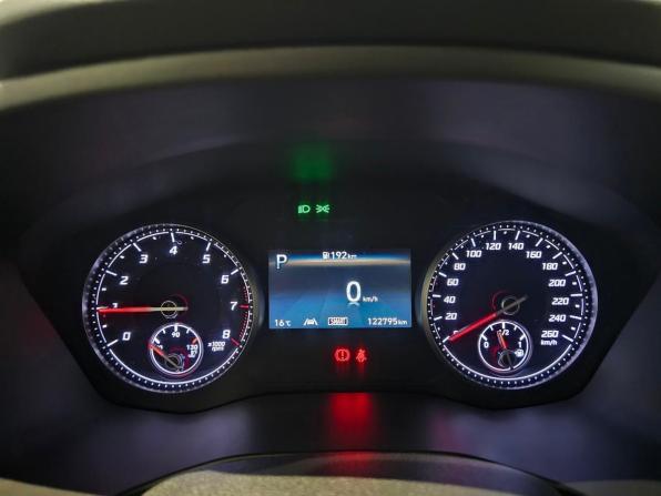 Hyundai Santa Fe IV Рестайлинг с пробегом 2021 года, цена 2 999 000 рублей, 122131 км, внедорожник, Автокод Объявления