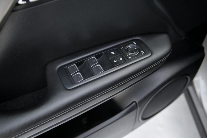 Lexus RX IV с пробегом 2018 года, цена 3 495 000 рублей, 156531 км, внедорожник, Автокод Объявления