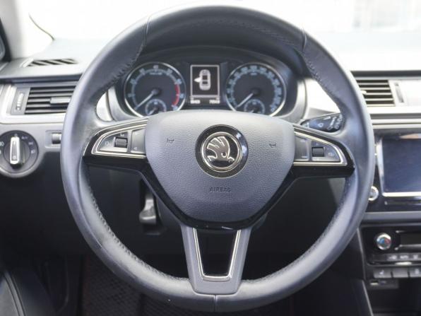 Skoda Rapid I Рестайлинг с пробегом 2019 года, цена 1 500 000 рублей, 86000 км, лифтбек, Автокод Объявления