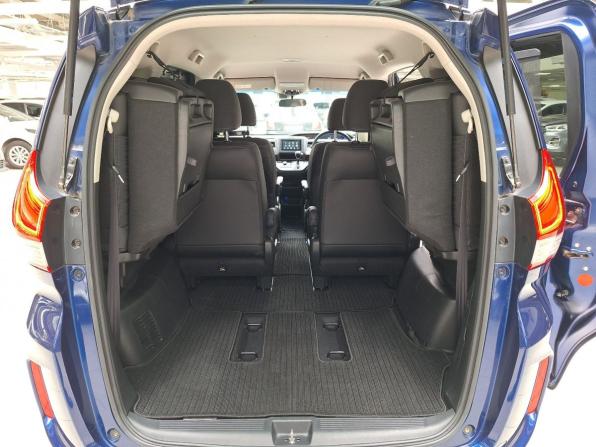 Honda Freed II с пробегом 2017 года, цена 1 751 000 рублей, 39513 км, компактвэн, Автокод Объявления
