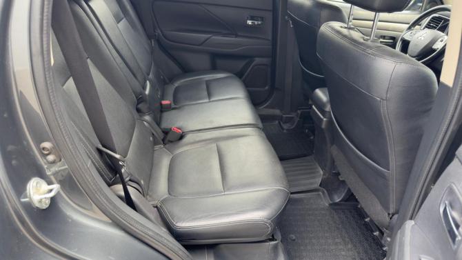 Mitsubishi Outlander III Рестайлинг с пробегом 2014 года, цена 1 377 000 рублей, 264650 км, внедорожник, Автокод Объявления