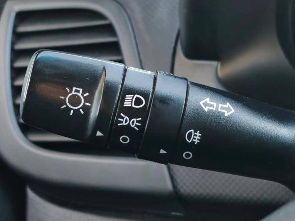 Hyundai Solaris I Рестайлинг с пробегом 2015 года, цена 810 000 рублей, 147595 км, хэтчбек, Автокод Объявления