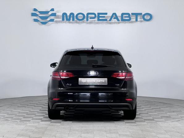Audi A3 III (8V) Рестайлинг с пробегом 2018 года, цена 1 840 000 рублей, 148579 км, хэтчбек, Автокод Объявления