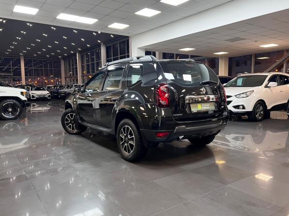 Renault Duster I Рестайлинг с пробегом 2015 года, цена 1 050 000 рублей, 232154 км, внедорожник, Автокод Объявления