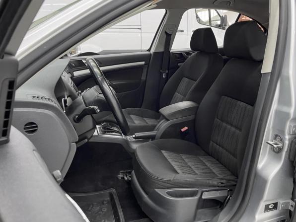 Skoda Octavia II (A5) Рестайлинг с пробегом 2010 года, цена 899 000 рублей, 189437 км, лифтбек, Автокод Объявления