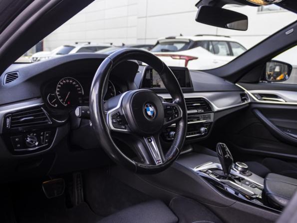 BMW 5 серии VII (G30/G31/G38) с пробегом 2018 года, цена 3 118 000 рублей, 138000 км, седан, Автокод Объявления