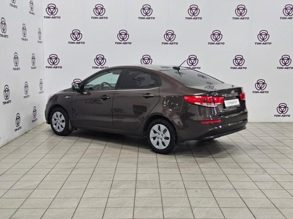 Kia Rio III Рестайлинг с пробегом 2017 года, цена 932 000 рублей, 162672 км, седан, Автокод Объявления