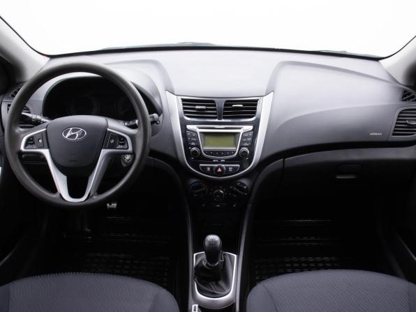 Hyundai Solaris I с пробегом 2012 года, цена 570 000 рублей, 217449 км, седан, Автокод Объявления