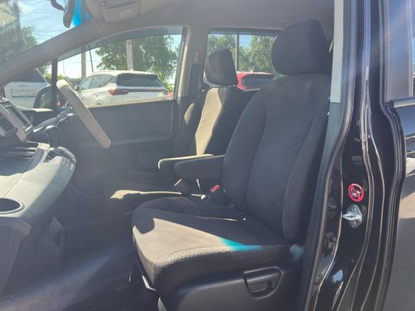 Honda Freed I Рестайлинг с пробегом 2012 года, цена 1 160 000 рублей, 163197 км, компактвэн, Автокод Объявления