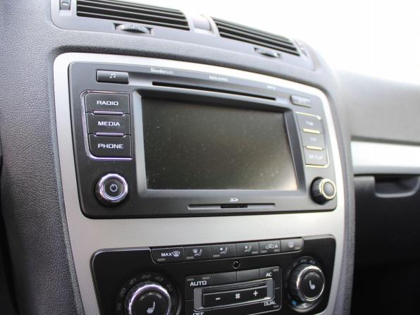 Skoda Octavia II (A5) Рестайлинг с пробегом 2011 года, цена 629 000 рублей, 277706 км, лифтбек, Автокод Объявления