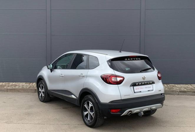 Renault Kaptur I с пробегом 2019 года, цена 1 495 000 рублей, 123201 км, внедорожник, Автокод Объявления