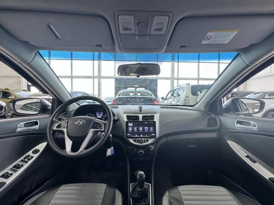Hyundai Solaris I Шахты  - изображение 12