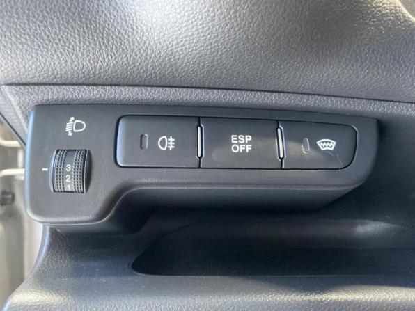 Kia Carens II (UN) с пробегом 2007 года, цена 799 000 рублей, 265622 км, минивэн, Автокод Объявления