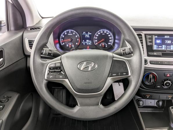 Hyundai Solaris II Рестайлинг с пробегом 2022 года, цена 1 570 000 рублей, 53090 км, седан, Автокод Объявления