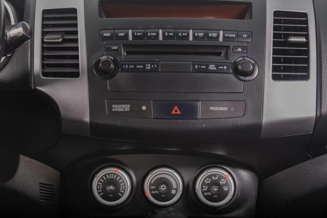 Peugeot 4007 с пробегом 2008 года, цена 1 209 000 рублей, 215000 км, внедорожник, Автокод Объявления