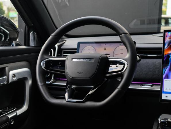 Jaecoo J7 I Рестайлинг с пробегом 2025 года, цена 2 099 000 рублей, 19980 км, внедорожник, Автокод Объявления