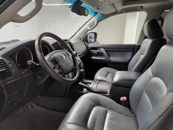Toyota Land Cruiser 200 Series с пробегом 2008 года, цена 2 750 000 рублей, 301181 км, внедорожник, Автокод Объявления