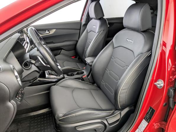 Kia Cerato IV Рестайлинг с пробегом 2021 года, цена 2 425 000 рублей, 48655 км, седан, Автокод Объявления