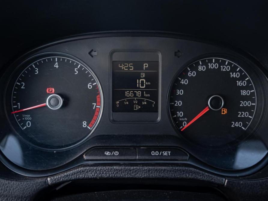 Volkswagen Polo V Рестайлинг Краснодар  - изображение 14