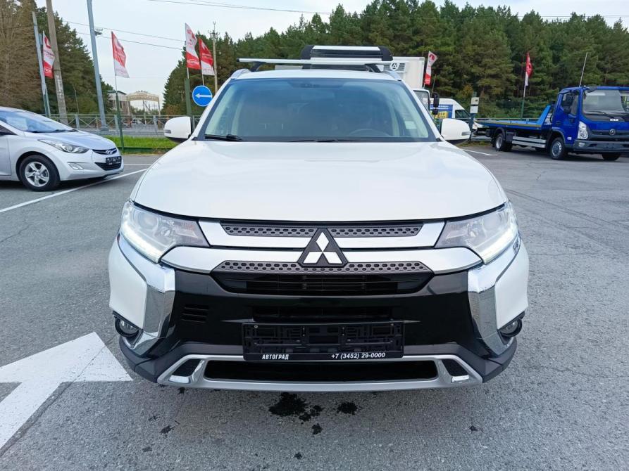 Mitsubishi Outlander III Рестайлинг 3 Тюмень  - изображение 2