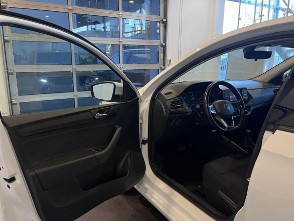 Volkswagen Polo VI с пробегом 2022 года, цена 1 610 000 рублей, 88626 км, лифтбек, Автокод Объявления