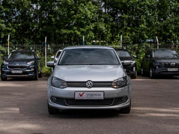Volkswagen Polo V с пробегом 2013 года, цена 655 000 рублей, 176606 км, седан, Автокод Объявления